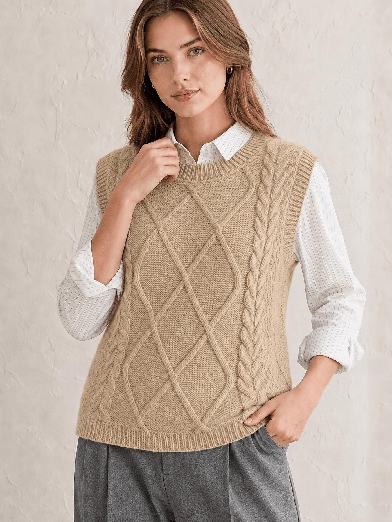 Comfortable Cable Sweater Vest for Women with Crew Neck Sleeveless Relaxed Oversized Knit Style
