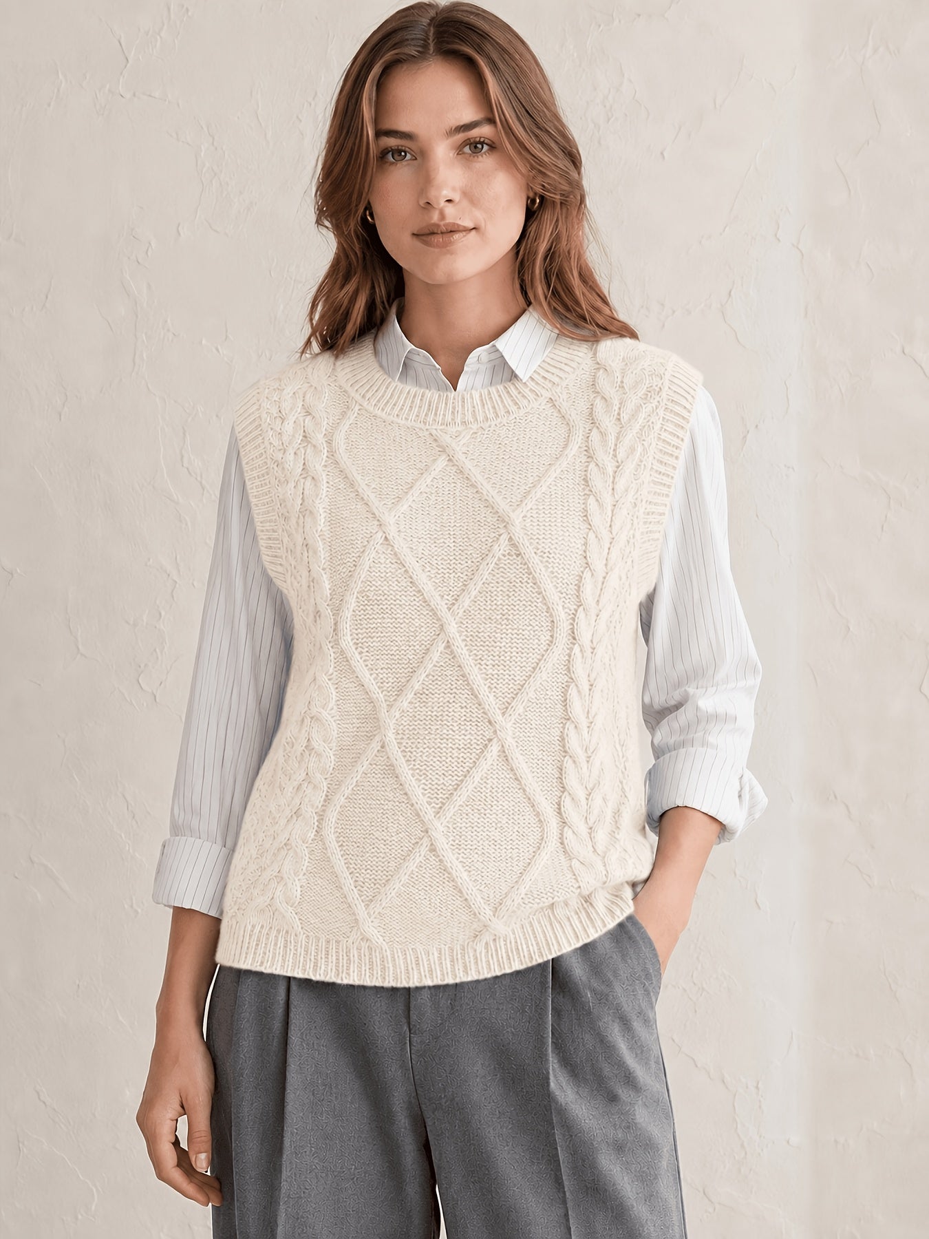 Comfortable Cable Sweater Vest for Women with Crew Neck Sleeveless Relaxed Oversized Knit Style
