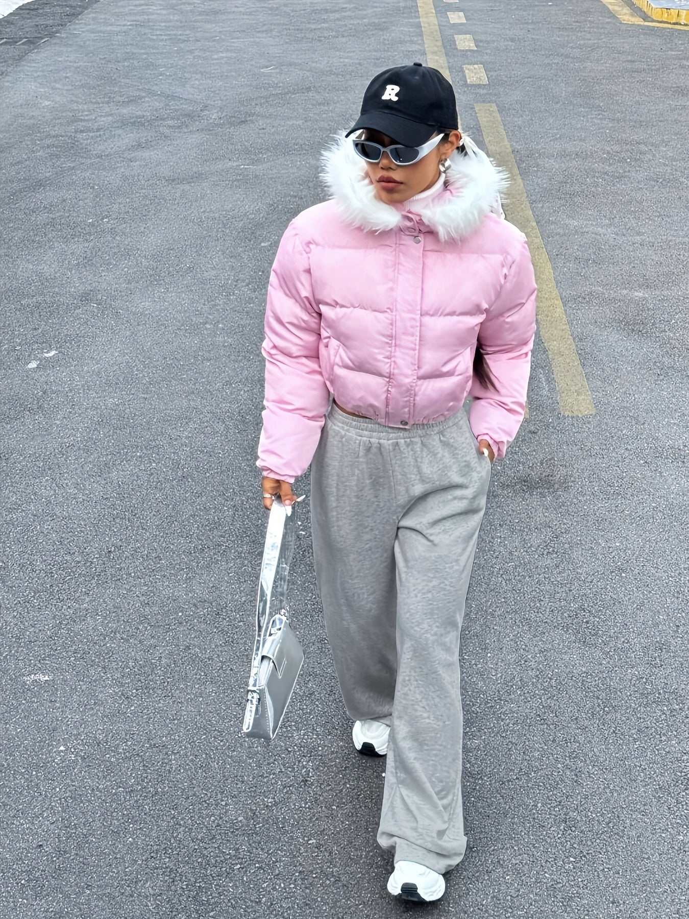 Effortless Light Grey Wide Leg Sweatpants for Women with High Waist Relaxed Oversized Casual Style