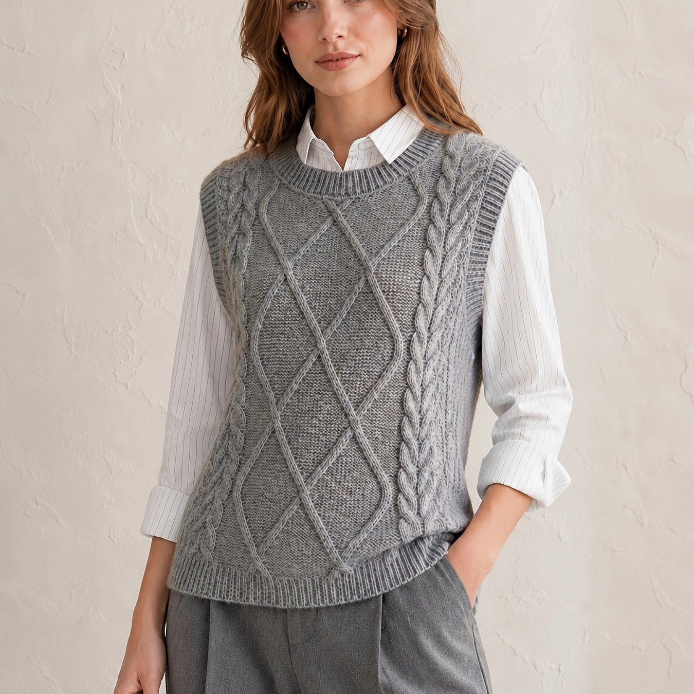 Comfortable Cable Sweater Vest for Women with Crew Neck Sleeveless Relaxed Oversized Knit Style