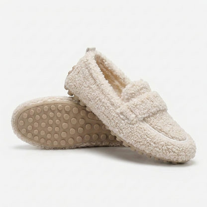 Comfortable House Shoes for Women with Curly Faux Fur Upper Moccasin Slip On Rubber Sole Style