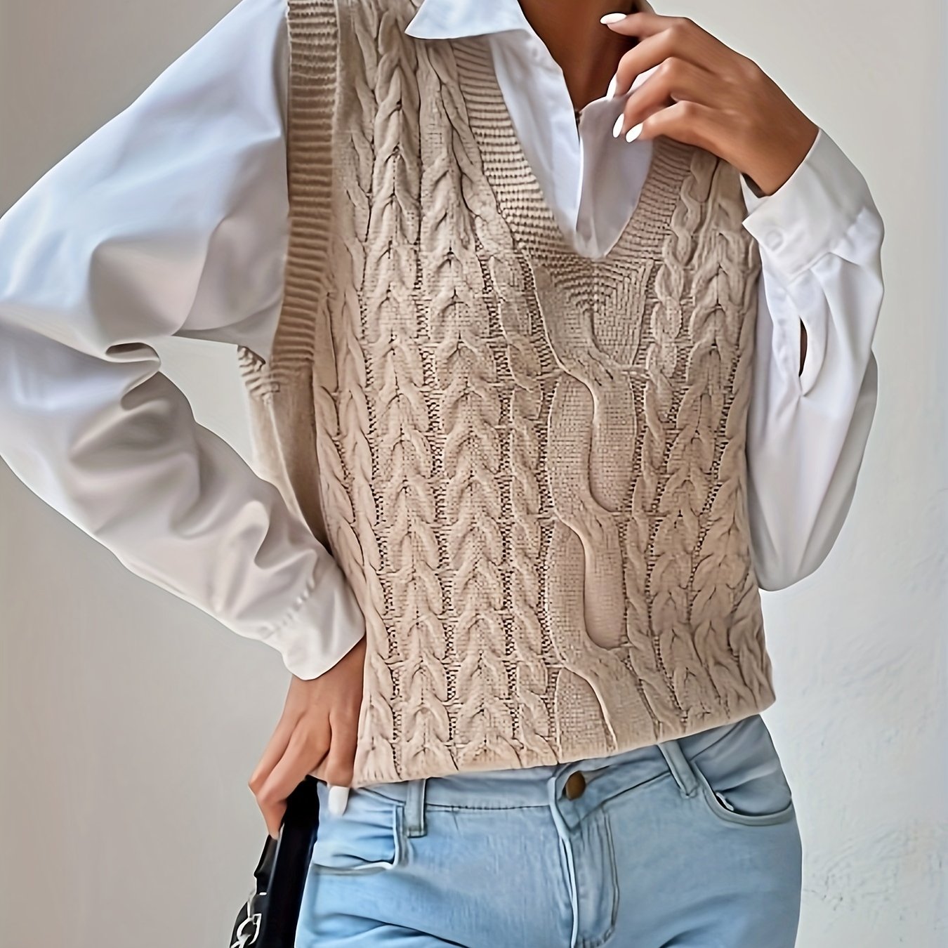 Comfortable Cable Knit Sweater Vest for Women with V Neck Sleeveless Cropped Relaxed Style