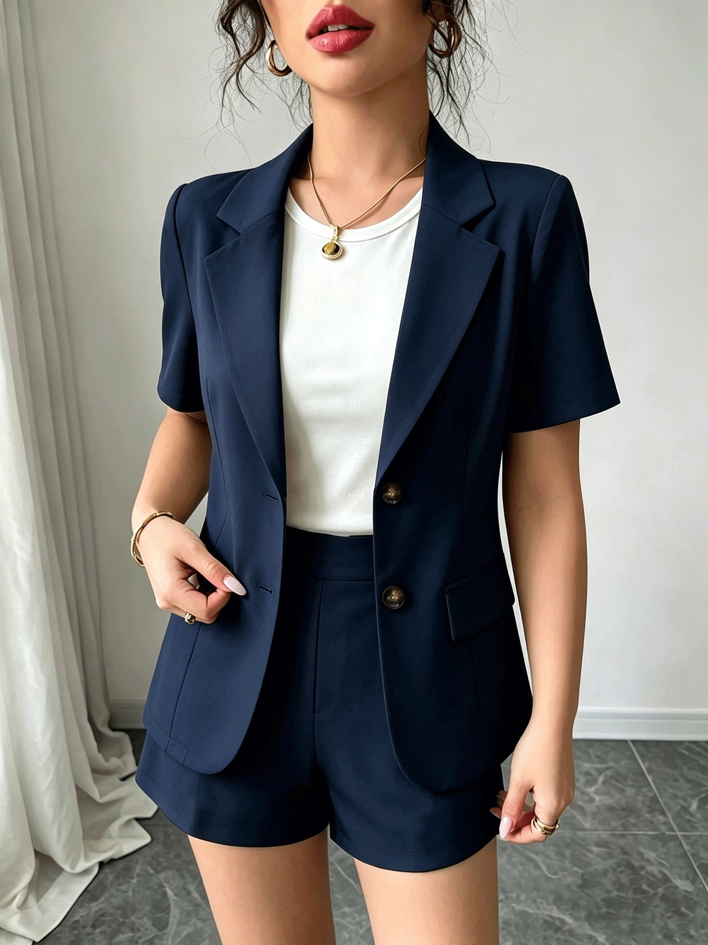 Elegant Tailored Short Suit for Women with Notched Lapel Half Sleeve Button Front Blazer Two Piece Style