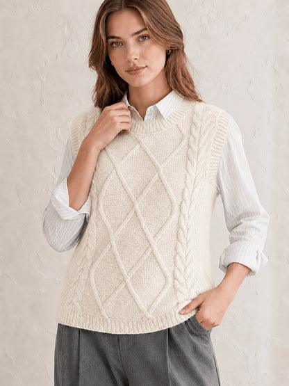 Comfortable Cable Sweater Vest for Women with Crew Neck Sleeveless Relaxed Oversized Knit Style